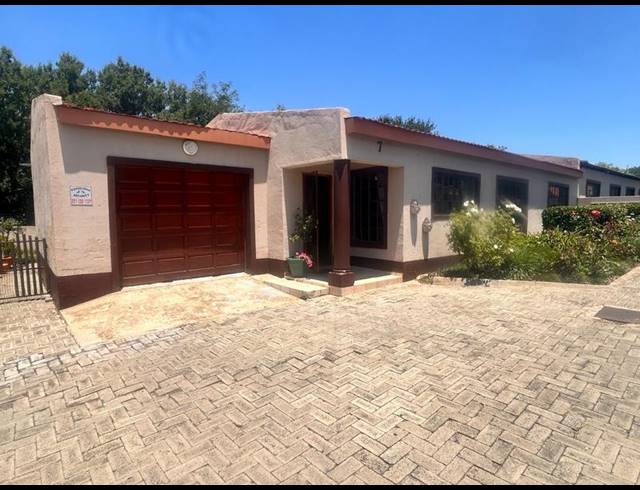 2 BEDROOM TOWNHOUSE FOR SALE IN STANDERTON CENTRAL